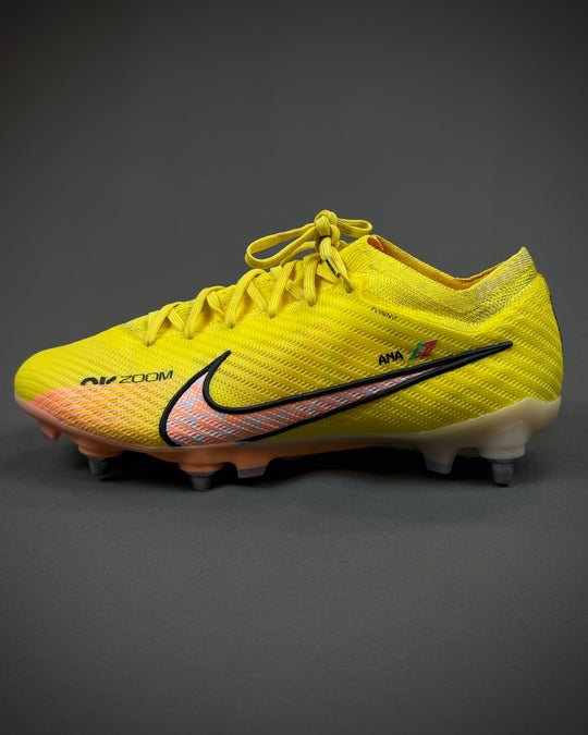 Bruno Fernandes | Player-Worn Boots | 2022/23 | Manchester United