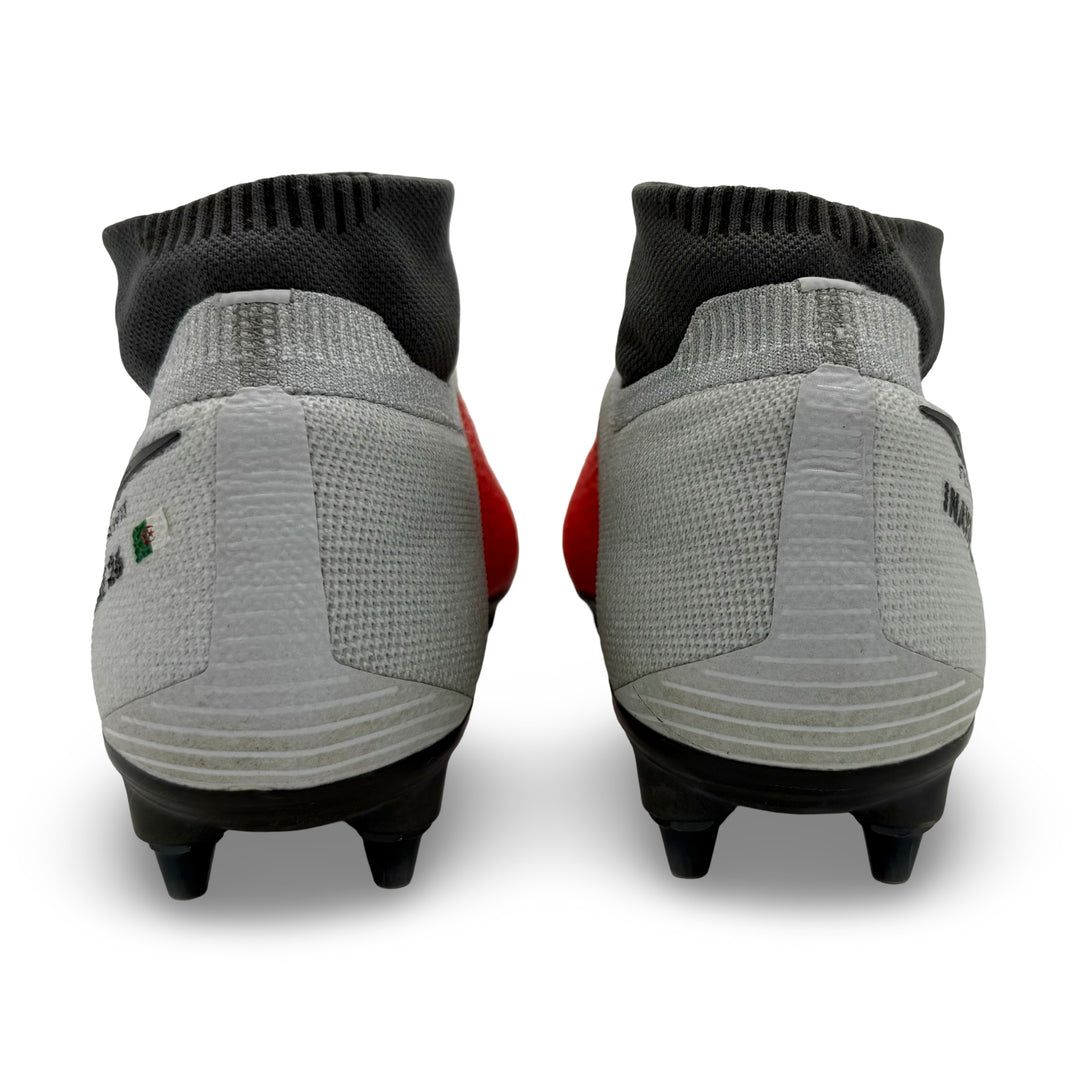 Riyad Mahrez | Match Worn | 2018/19 | Nike Phantom VSN Elite