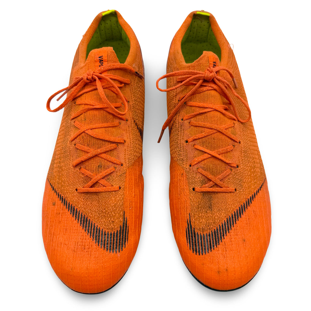 Romelu Lukaku Match Worn, 7 Goals & 1 Assist, Photo-Matched Nike Mercurial Vapor 12 Elite - 2017/18