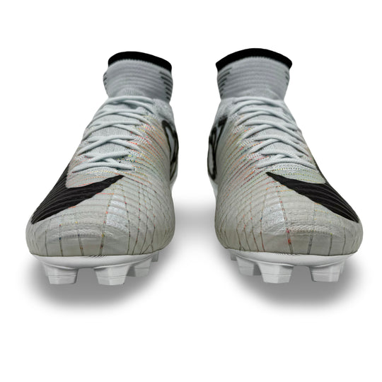 Cristiano Ronaldo Match Issued Nike Mercurial Superfly V CR7 ‘Mehor’ - 2017 The Best FIFA Men’s Player Award Edition - 2017/18