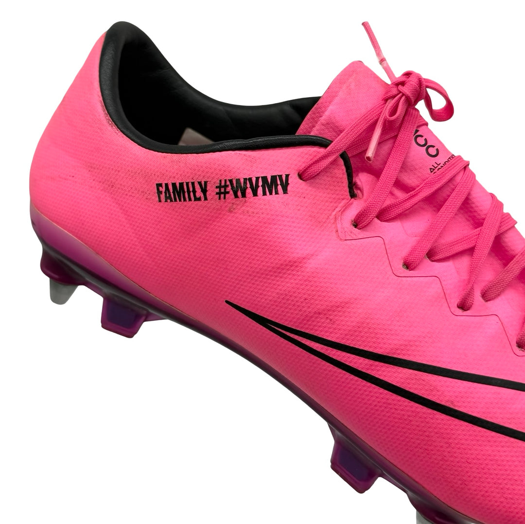 Willian Match Worn, 1 Goal Scored Nike Mercurial Vapor X - 2015/16