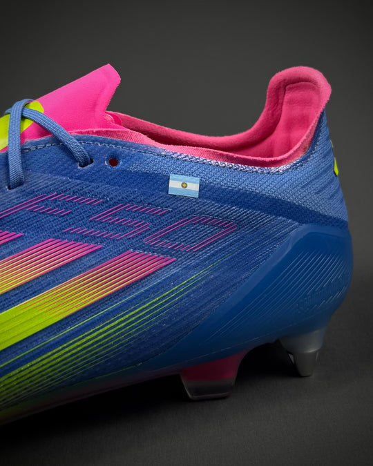 Lisandro Martínez | Match-Issued Boots | 2024/25 | Manchester United