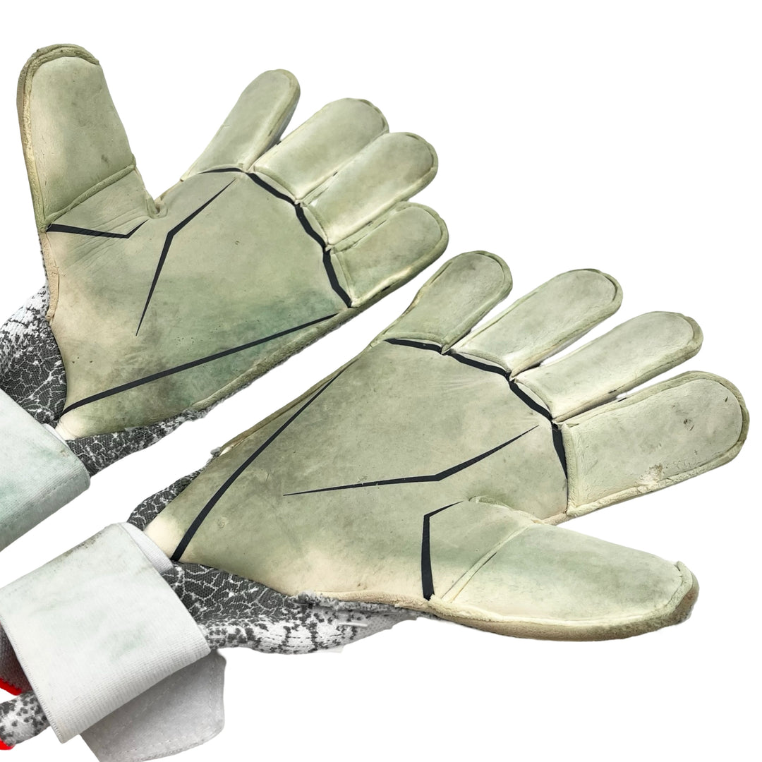 David De Gea | Match-Worn Gloves | 2021/22