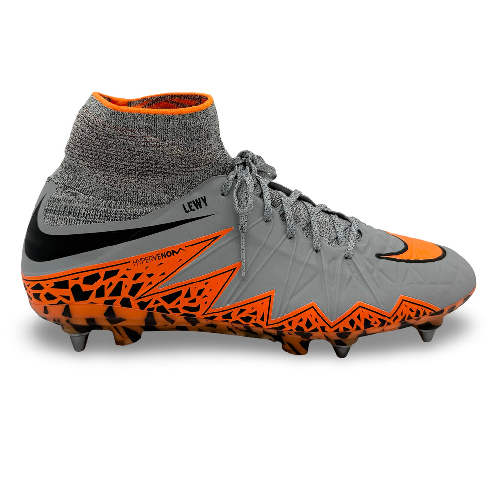 Robert Lewandowski Match Issued Nike Hypervenom Phantom II - 2015/16