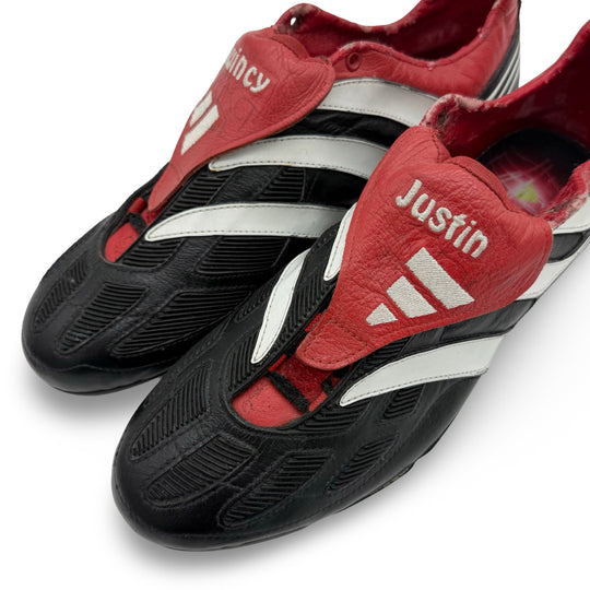 Adidas Predator Precision, usada em jogo por Patrick Kluivert e duplamente assinada - UEFA Euro 2000