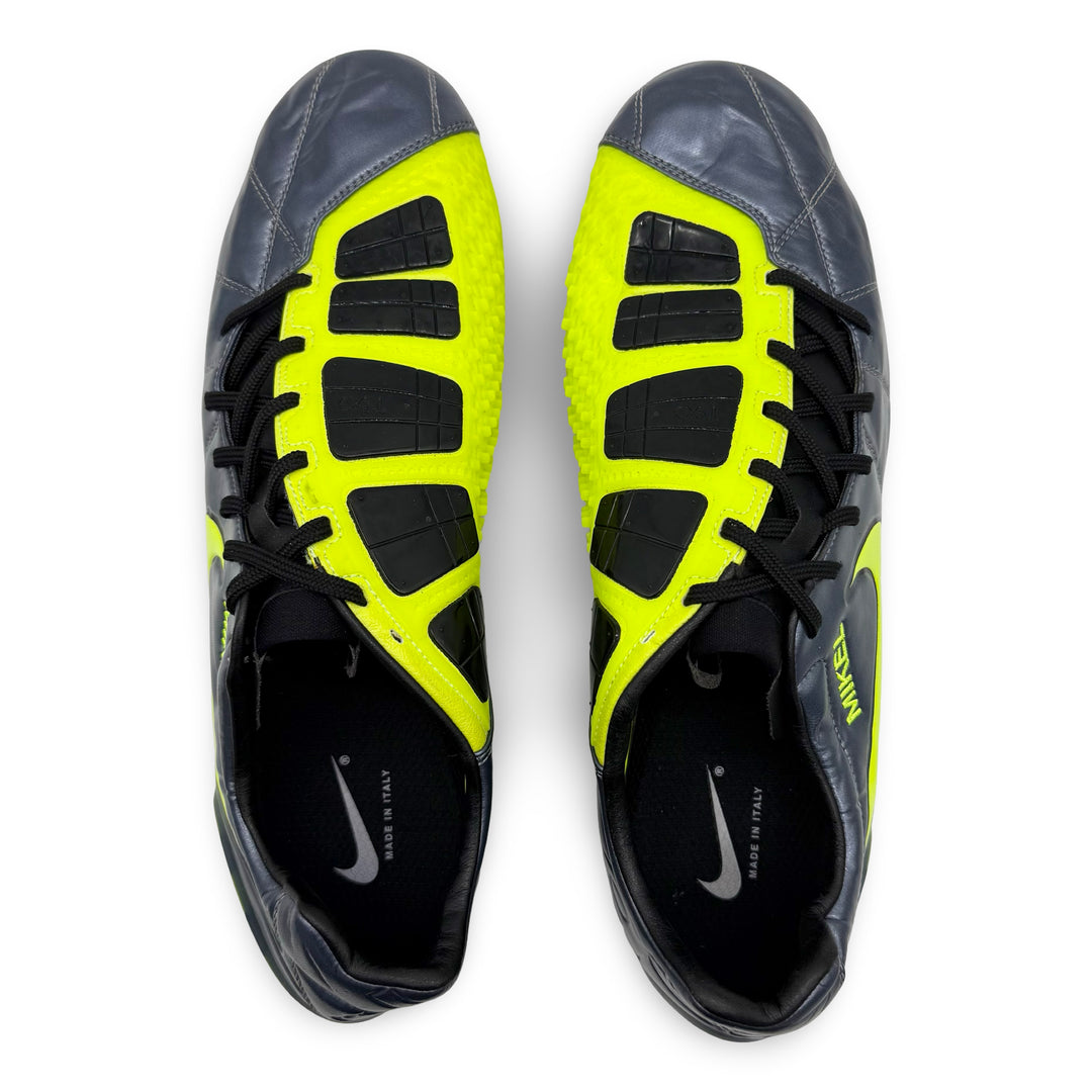 John Obi Mikel | Match Issued | 2011/12 | Nike T90 Laser III