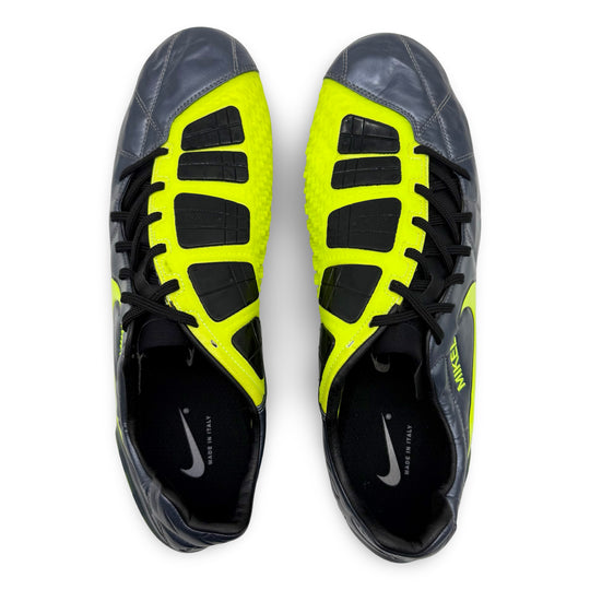 John Obi Mikel | Match Issued | 2011/12 | Nike T90 Laser III