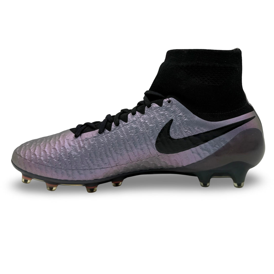 Paul Pogba Match Issued 1/1 Custom Nike Magista Obra - 2015/16