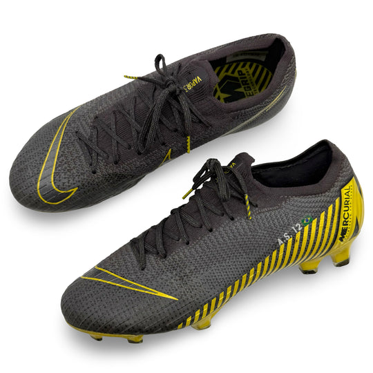 Alex Sandro | Match Worn | 2017/18 | Nike Mercurial Vapor 12 Elite