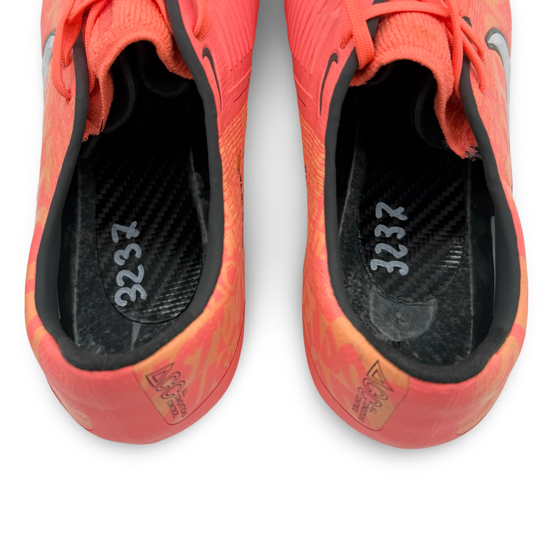 John Stones Match Issued Nike Phantom VNM Elite - 2019/20