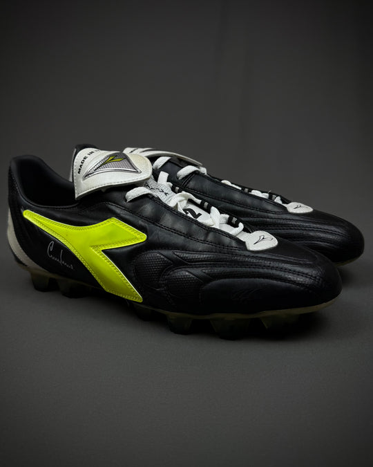 Gary Neville | Match-Issued Boots | 2003/04 | Manchester United & England