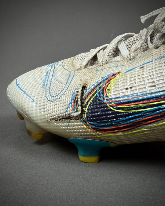 Bruno Fernandes | Match-Worn Boots | 2022/23 | 2 Goals | 2 Assists | Manchester United & Portugal