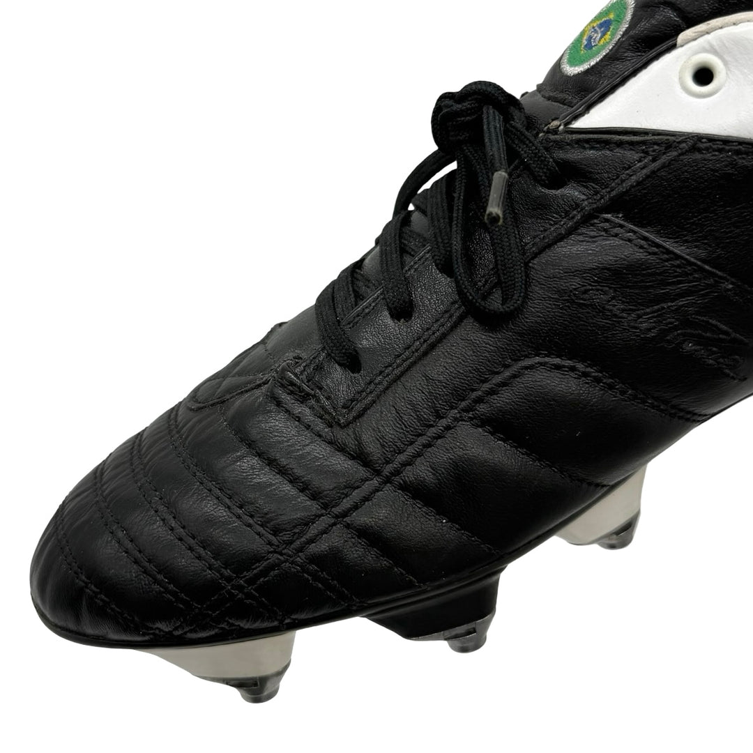 Kaká Match Worn Adidas AdiPure II - 2008/09