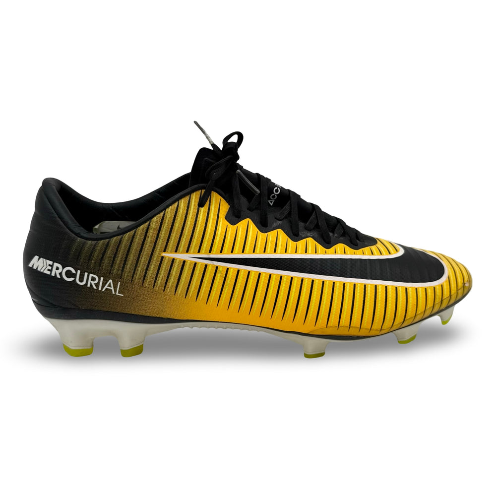 Marcelo Brozović Match Worn, 2 Goals Scored, Photo-Matched Nike Mercurial Vapor XI - 2017/18