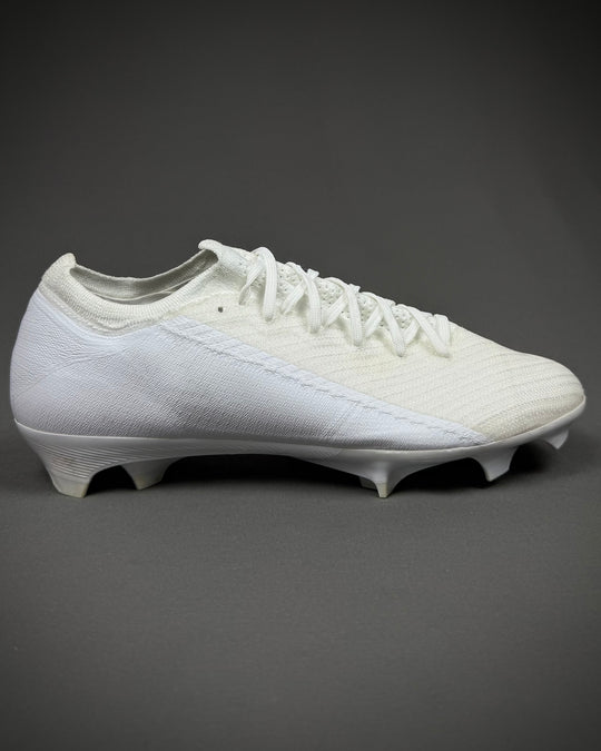 Bruno Fernandes | Player-Worn Boots | 2023/24 | 1-of-1 Prototype | Manchester United & Portugal