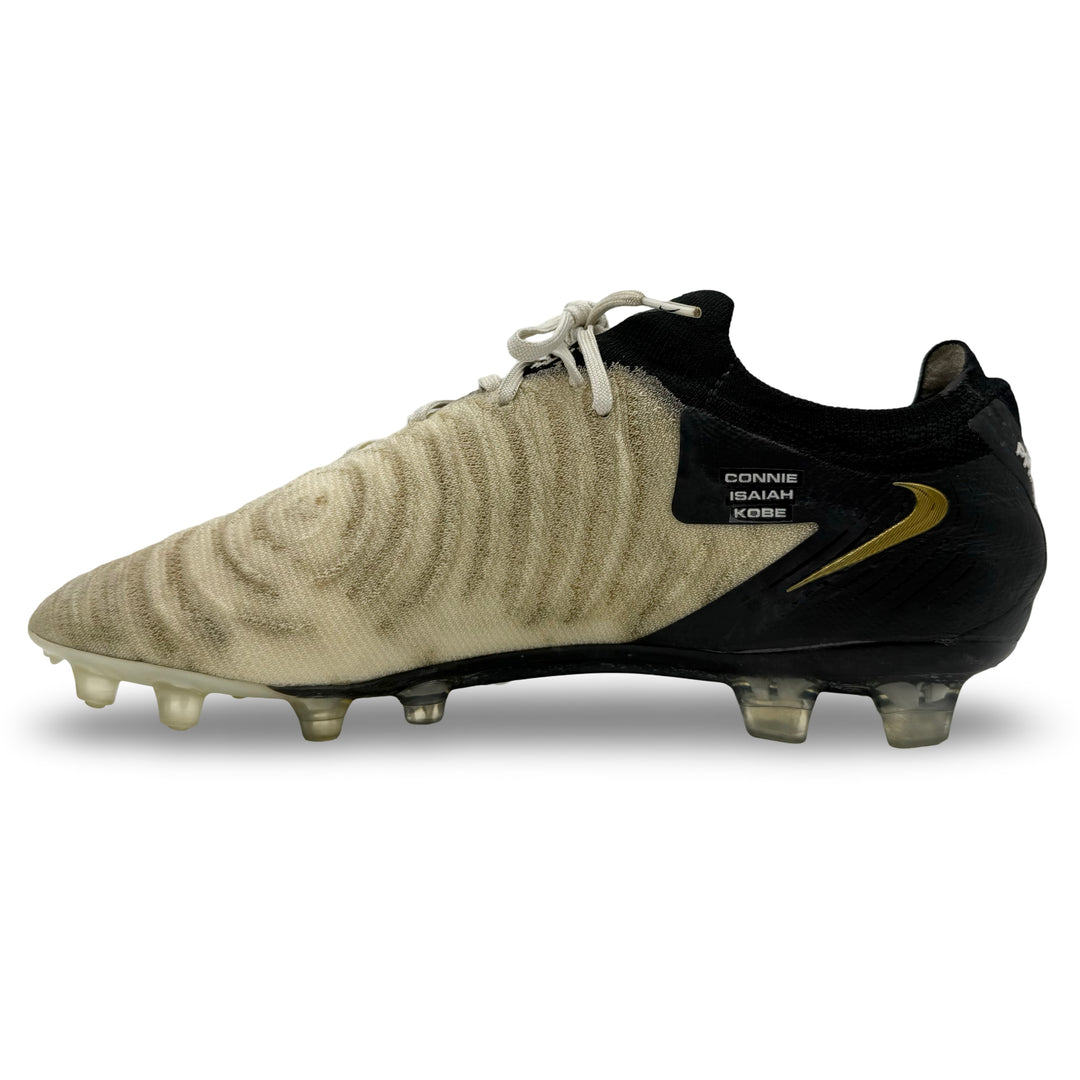جون ستونز يرتدي حذاء Nike Phantom GX II Elite في المباراة - موسم 2023/24 من 4 مباريات متتالية
