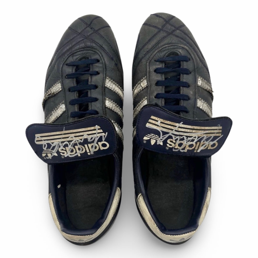 Mark Hughes partido desgastado Adidas Profi firmado 1985 FA Cup Final