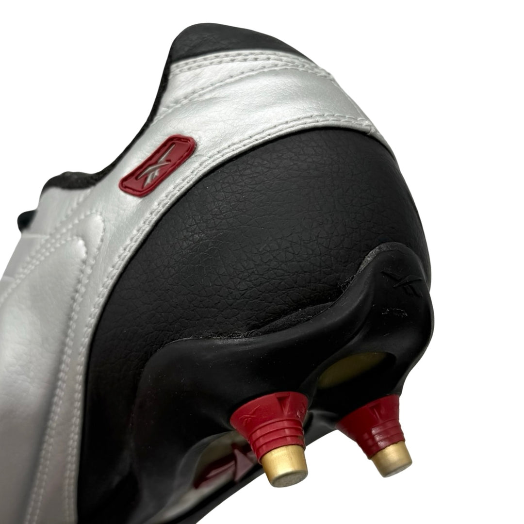 Ryan Giggs Match Worn, Dual Signed Reebok Baleni - 2000/01