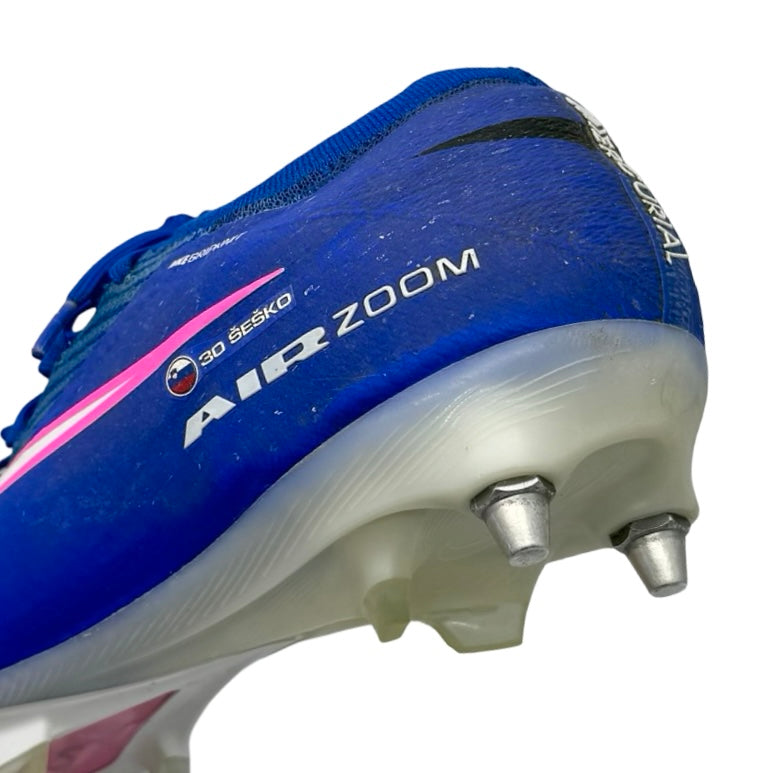 Benjamin Šeško | Match-Worn Boots | Photo-Matched | 2025/26 | 3 Goals | Manchester United Debut Season