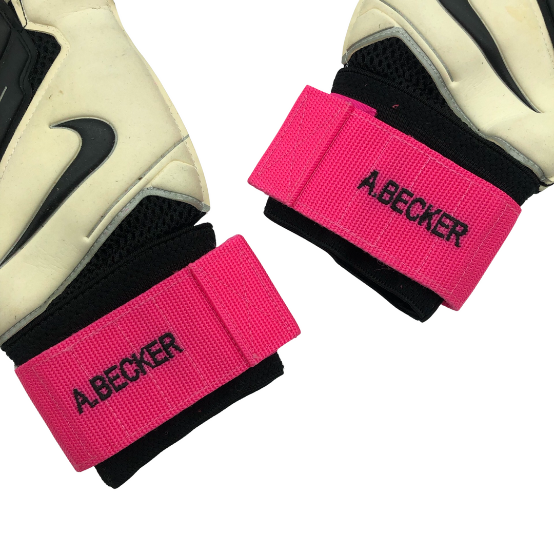 alisson becker handschuhe Alisson Becker | Match-Worn Gloves | Photo-Matched