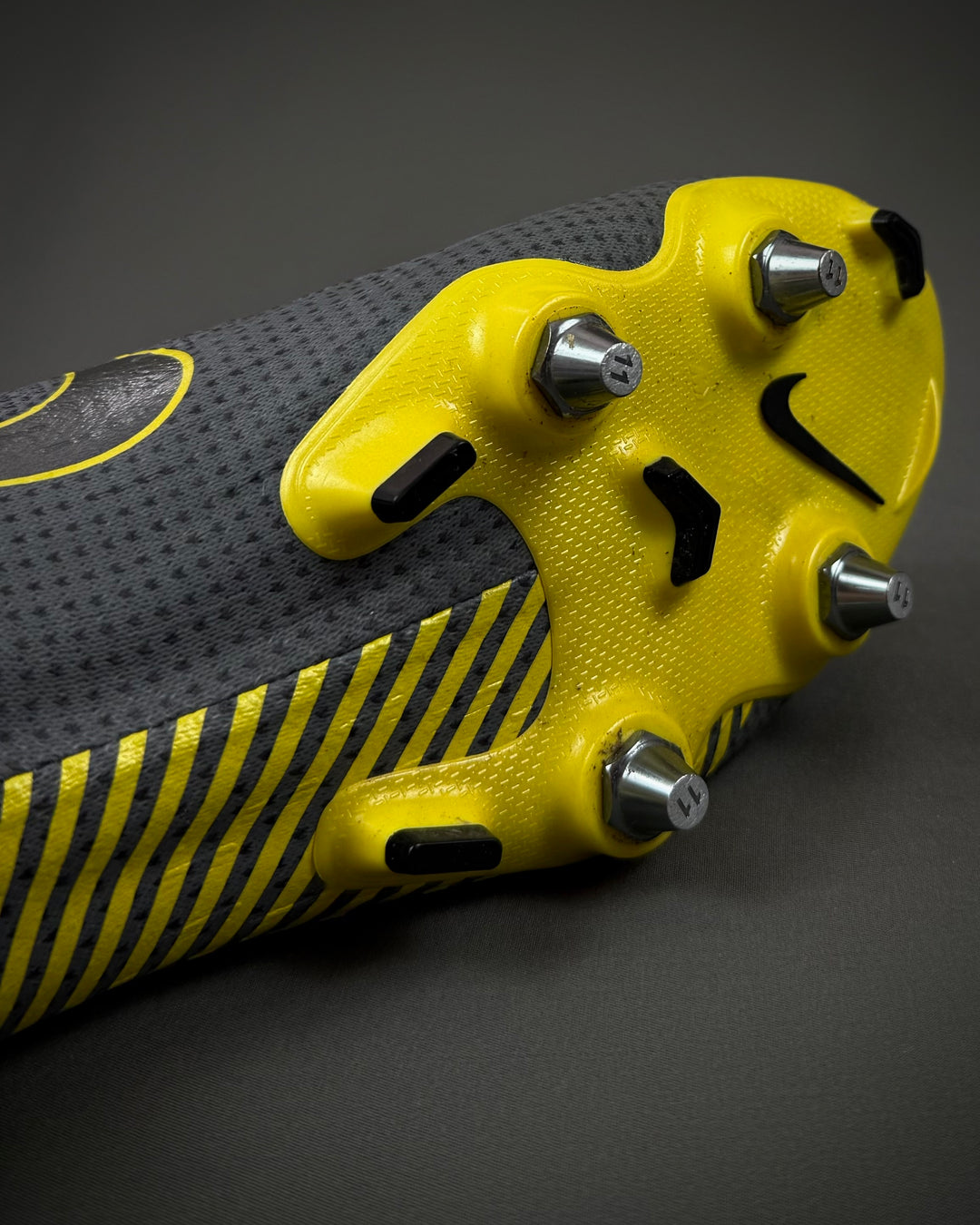 Ashley Young | Player-Worn Boots | 2017/18 | Manchester United