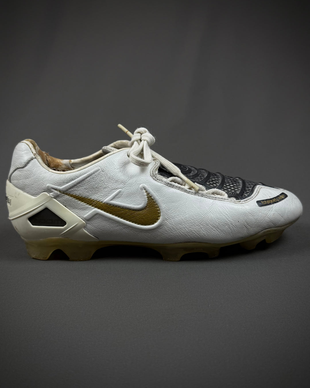 Claude Makélélé | Match-Worn Boots | 2007/08 | Chelsea