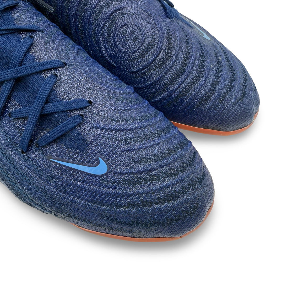 إرلينج هالاند يرتدي ملابس المباراة، 3 أهداف مسجلة، صورة مطابقة لـ Nike Mercurial Vapor 15 Elite - رقم قياسي في الدوري الإنجليزي الممتاز لموسم الثلاثية 2022/23
