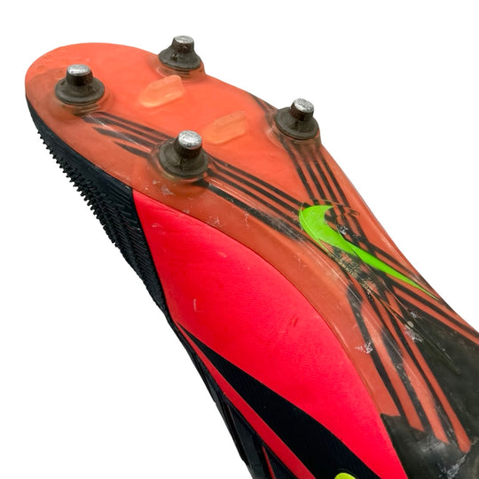 Paul Scholes | Match Worn | Photo-Matched | 2012/13 | 1 Assist | Nike T90 Laser IV