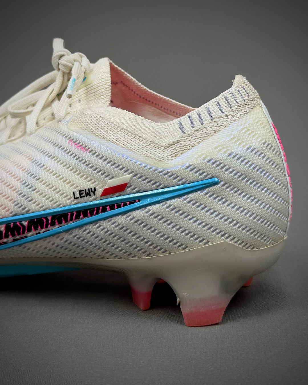 Robert Lewandowski | Match-Worn Boots | 2022/23 | 4 Goals | 1 Assist | Barcelona Debut Season