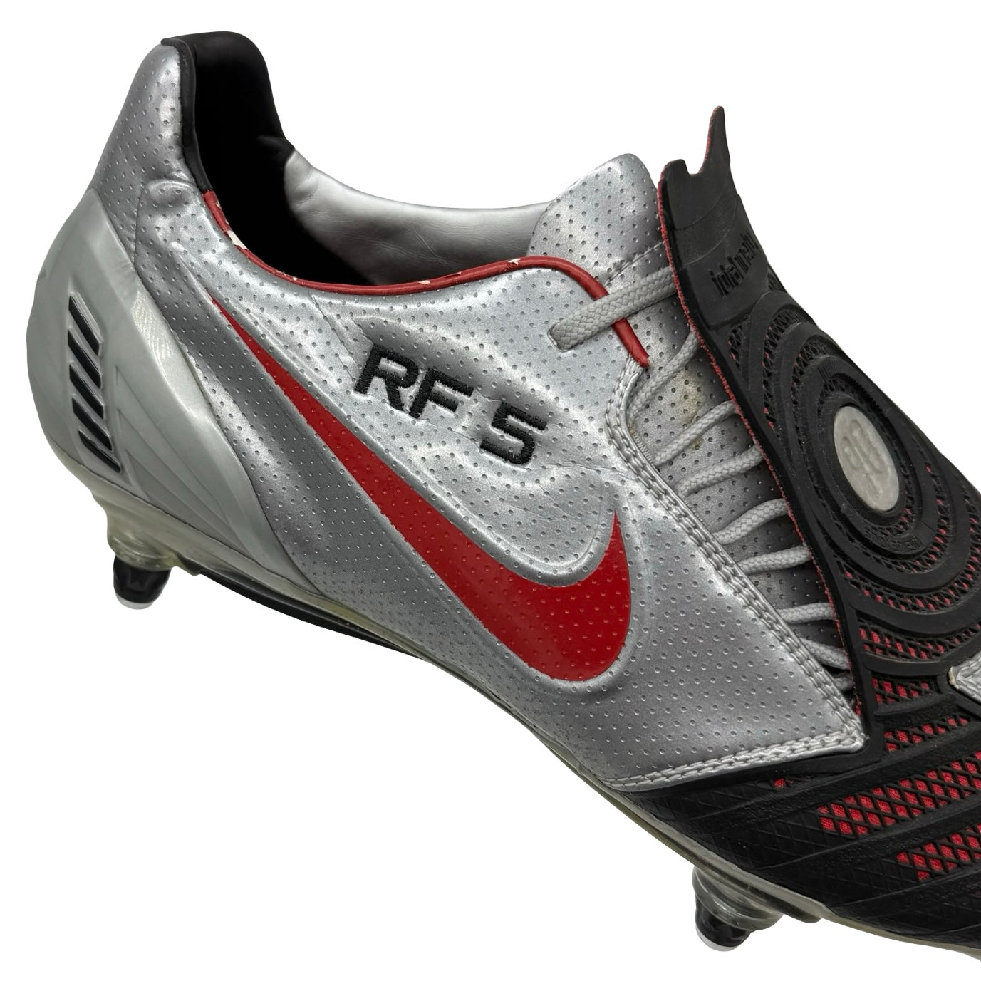 rio ferdinand's nike total 90s football boots