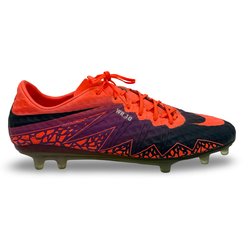 Wayne Rooney Match Worn Nike Hypervenom Phinish Firmado