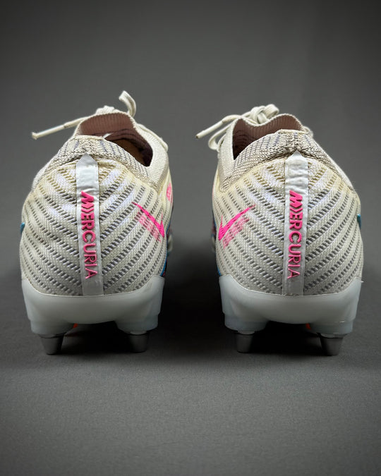 Diogo Dalot | Match-Worn Boots | 2022/23 | Carabao Cup Final | Manchester United
