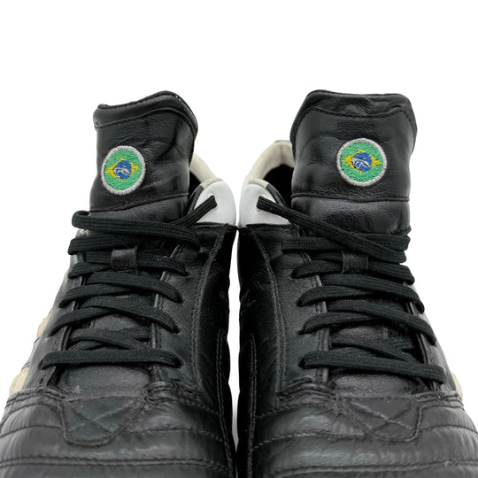 Kaká Match Worn Adidas AdiPure II - 2008/09