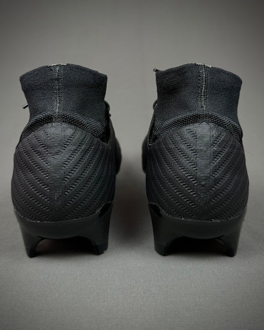 Cristiano Ronaldo | Player-Worn Boots | 2021/22 | 1-of-1 CR7 Prototype | Manchester United
