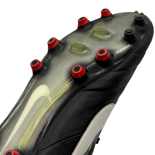 Ronaldinho | Match-Worn | Photo-Matched | 2012 | 4 Goals inc. Hat-Trick | 5 Assists | Nike Tiempo Legend IV