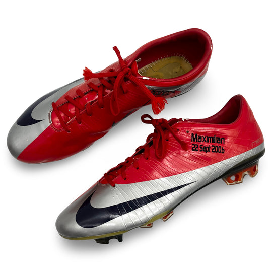 Zlatan Ibrahimović Match Worn, Photo-Matched Nike Mercurial Vapor Superfly I - 2008/09
