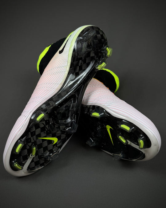 Anthony Martial | Player-Worn Boots | 2015/16 | Manchester United & France